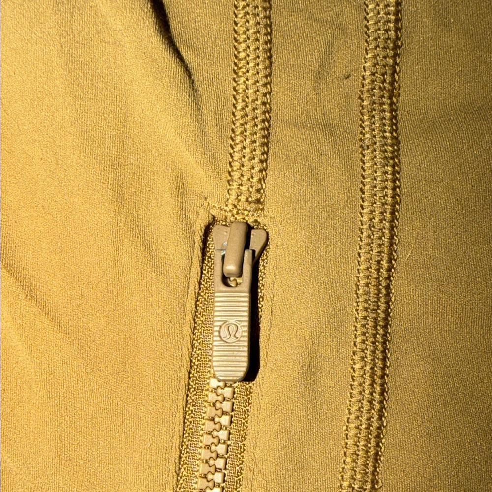 Lululemon define Jacket in Camel - Picture 2 of 4